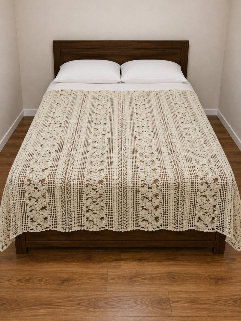 Vintage Crochet Bedspread Full Double 75x100 Cream Floral Lace Handmade